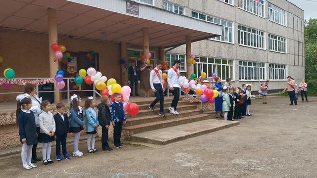 Выход девятиклассников #последнийзвонок2021 #моу_заворовская_сош