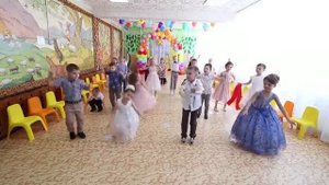 Танец вход на выпуск "Не малыши"