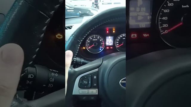 Видео: Как поморгать поворотниками Subaru Forester, Субару Форестер