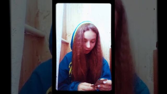 Роспаковываю подарки от друзей . На день Девочек смотреть онлайн