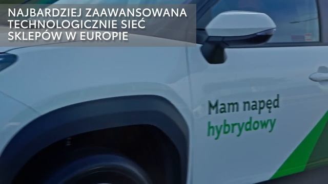 500 egzemplarzy Toyoty Yaris Cross Hybrid dołącza do floty Żabka Polska | Toyota Insider News