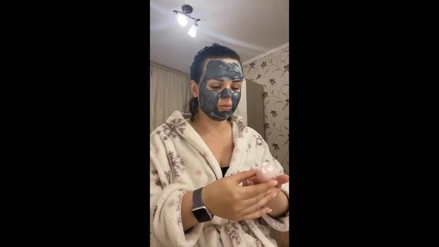 ВЕЧЕРНИЙ УХОД: ДЕРМАСОНИК, УХОДОВАЯ КОСМЕТИКА НА ОСЕНЬ смотреть онлайн