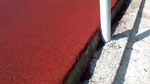 Укладка покрытия на основе резиновой крошки