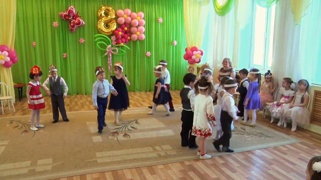 8 марта в Детском саду смотреть онлайн