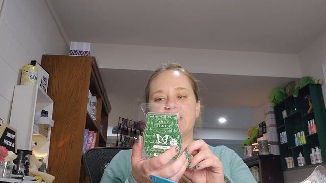 Scentsy Empties!! Scentspirations and Scents of the Season and Holiday Empties Galore! смотреть онлайн