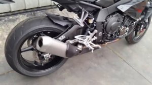 Yamaha MT-10 / FZ-10 stock exhaust sound