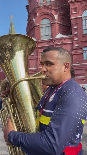 Москва, Манежная пл. Международный военно-музыкальный фестиваль «Спасская башня».