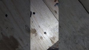 Фиксатор тяги двери на Калине сломан. Есть выход.