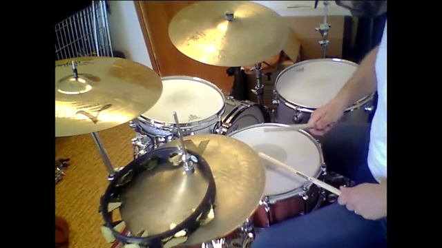 Tambourine on the hi hat (Meinl super-dry, brass jingles) смотреть онлайн