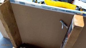 How to install Ikea Besta wall unit cabinets on drywall?