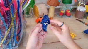 учимся делать цветы из синильной проволоки.