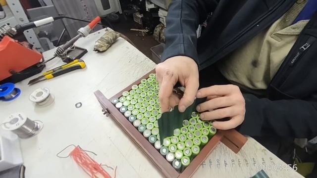 Продление жизни Аккумуляторра Kogoo G Booster. Замена потекших элементов. смотреть онлайн