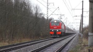 Электровоз ЭП2К-033 с поездом №078 Санкт-Петербург - Воркута