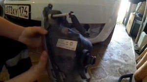 Самый легкий способ как заменить лампу в противотуманке шкода октавия а7.