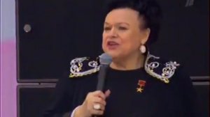 Поклонимся великим тем годам - Людмила Зыкина