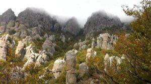 Маршрут на гору Демерджи: как пройти через Долину привидений