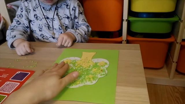Развивающие занятия с ребенком / Аппликация для малышей