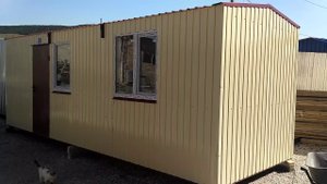 Бытовка(дачный домик) 7х2.4м.