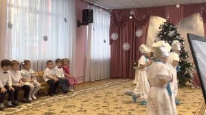 Танец снеговиков. Старшая группа.