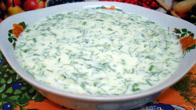 Лёгкий холодный суп на кефире
