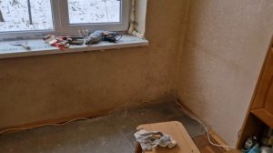 Что сначала, клеить обои или класть ламинат