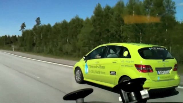 Mercedes-Benz Clase B F-CELL World Drive. смотреть онлайн
