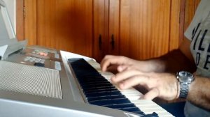 Yamaha DGX-305 piano demo