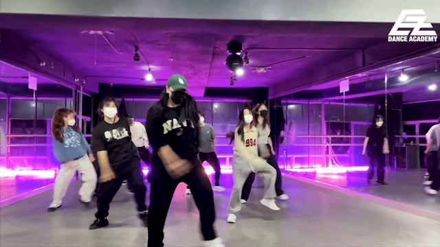 Flo Rida - Low ft. T-Pain / Beginner class / Dance Choreography by Mad.J 홍대댄스학원 이지댄스