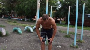 4 УПРАЖНЕНИЯ ДЛЯ МОЩНЫХ ГРУДНЫХ / Качаем грудные мышцы на турниках