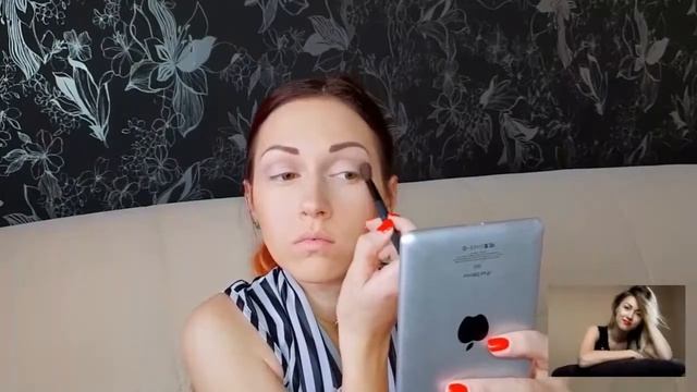 Стрелки и яркие губы/ MakeUp Tutorial/ Эффектный и простой макияж смотреть онлайн