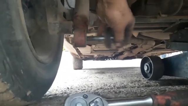 CAMBIo AMORTIGUADORES? TRASEROS EN MEGANE, SIN MENTIRAS 2018!!!? смотреть онлайн