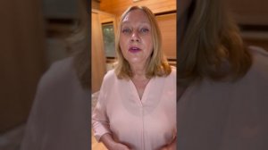 Вопрос: из носа не течет, но в горизонтальном положении течет по задней стенке горла. Психосоматика