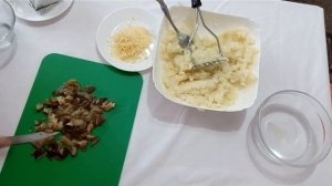 Блюдо из вчерашнего пюре\Вкуснее, чем вчера\Dish from yesterday's mashed potatoes! Рецепты