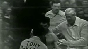 Carmen Basilio vs Tony DeMarco II (Fight of the Year 1955)