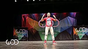 Копия видео "Танцор от бога! Очень забавный танец!Крутой Hip-hop"