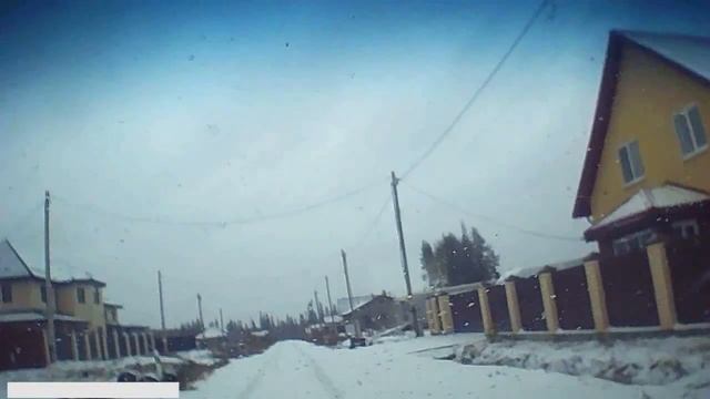 Потолка не будет. Наклеили уголок, съездили в город смотреть онлайн