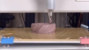 Tronxy Moore 1 Clay 3D Printer: Pottery-making experience is not required for ceramic 3D printing