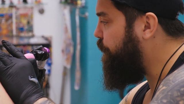 Tattoo Up Пенка Aquamarine и Масло Organic Basic Oil - Процесс и работа с продуктами. смотреть онлайн