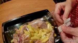 Курица с картошкой в духовке запеченная в рукаве??