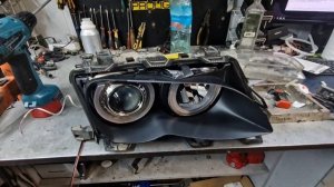 BMW 3 e46 Замена штатных ксеноновых линз на BI-LED линзы Zorkiy F40 4800K gen4 + Ангельские глазки