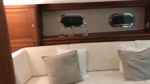 Любуюсь интерьером яхты Elling E6