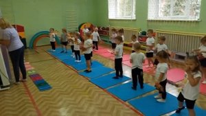 Утренняя зарядка в средней группе