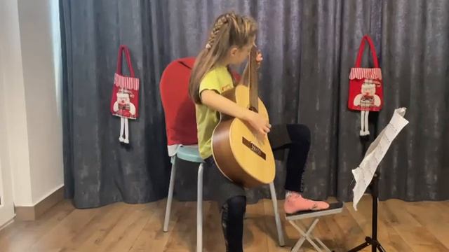 Popescu Coralia-Maria - chitara clasica - Pentru concursul MAGIA COLINDELOR 2022. смотреть онлайн