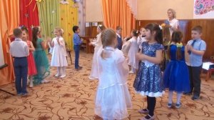 Песня-приветствие «„Здравствуй" говори»