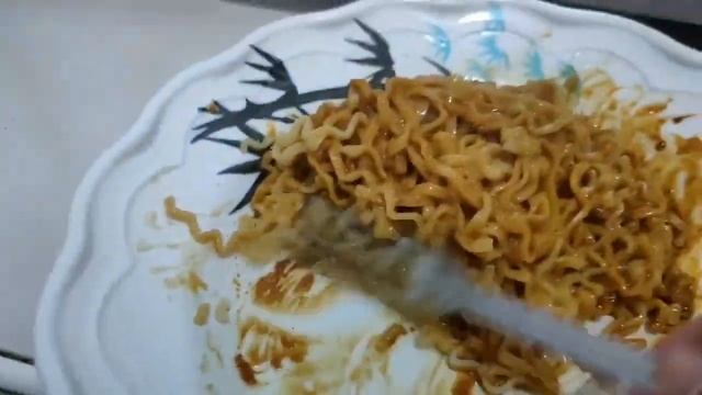 Korean and Indonesian Instant Noodles/Ramen Review смотреть онлайн