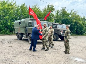 Помощь от коммунистов бойцам СВО и слова "благодарности" губернатору Кобзеву.