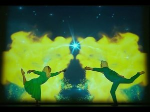 Танцевально-мультимедийное шоу "Начало"