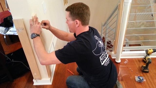 Retract-A-Gate: Retractable Safety Gate Installs at any Angle смотреть онлайн