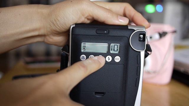 instax mini 90 / Macro,Flash,Brigtness,Shooting Mode смотреть онлайн