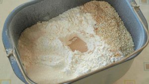 Хлеб на йогурте с кунжутом в хлебопечке
